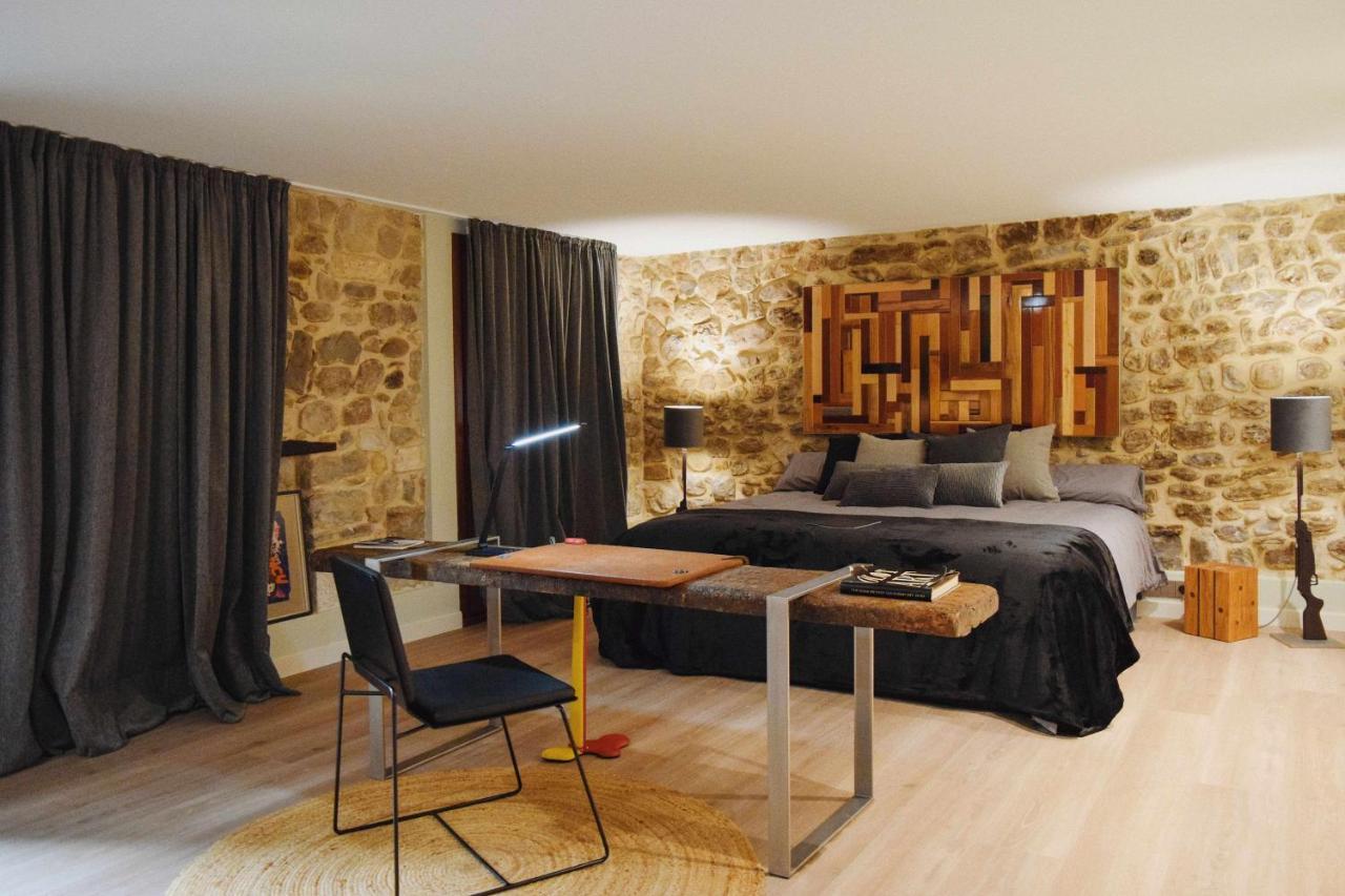 Keldomenech Bed&Art Luxury Apartment For Art Lover Besalu Luaran gambar