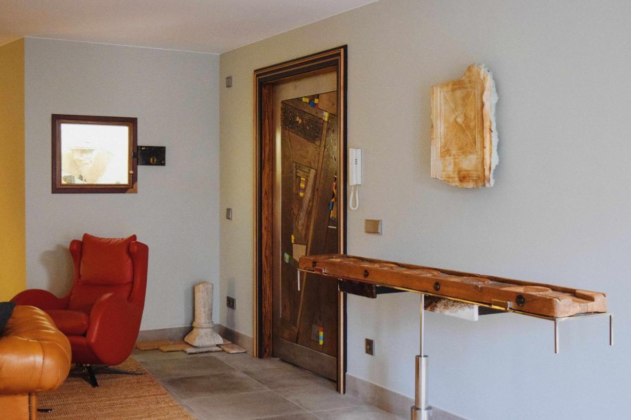 Keldomenech Bed&Art Luxury Apartment For Art Lover Besalu Luaran gambar