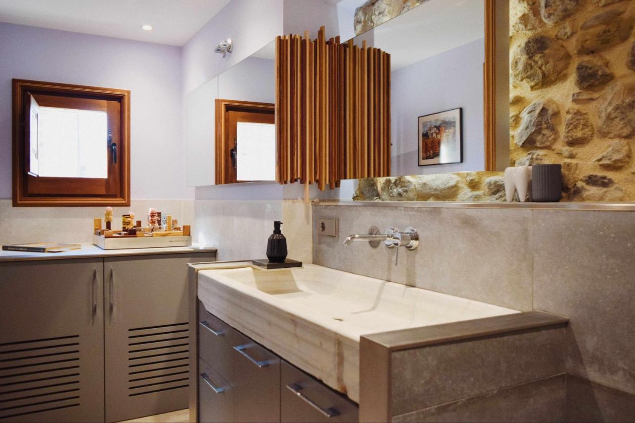 Keldomenech Bed&Art Luxury Apartment For Art Lover Besalu Luaran gambar