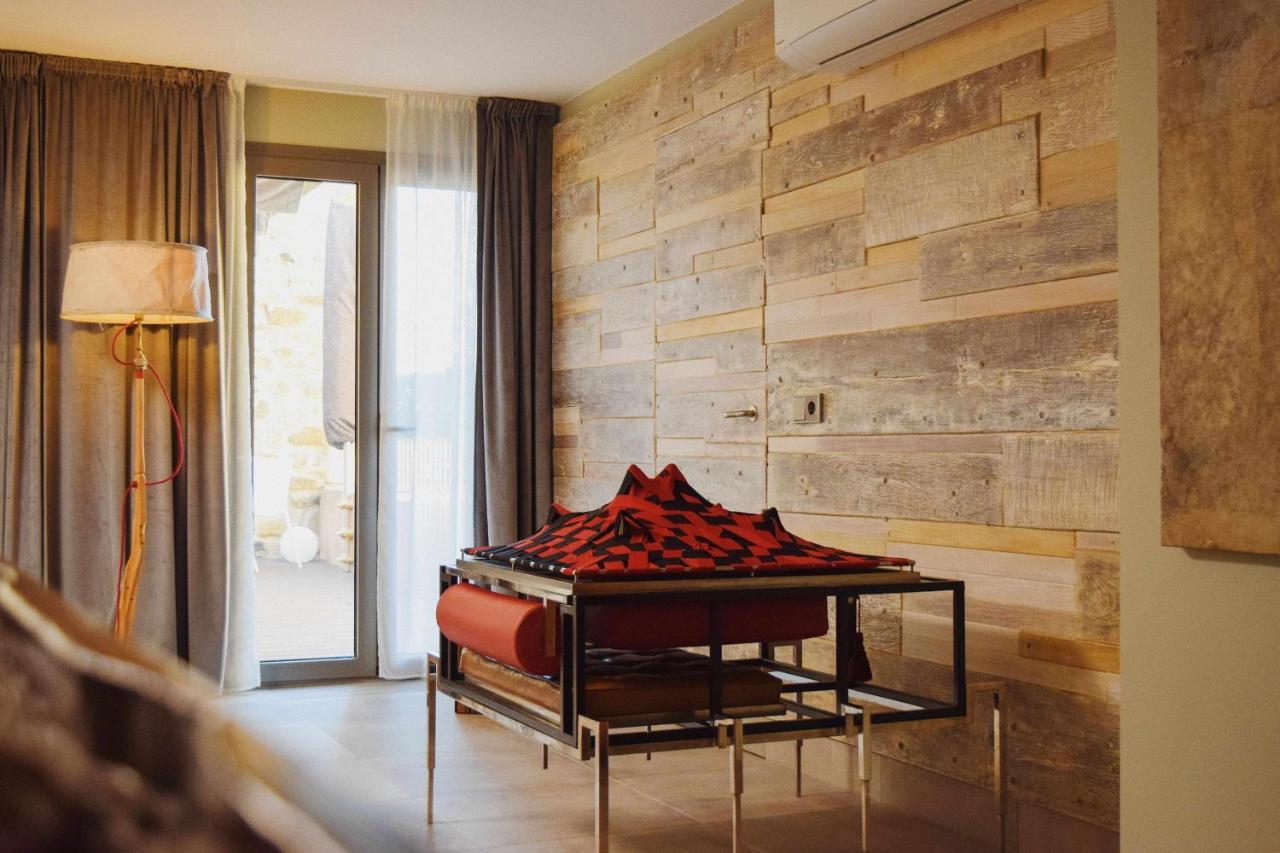 Keldomenech Bed&Art Luxury Apartment For Art Lover Besalu Luaran gambar