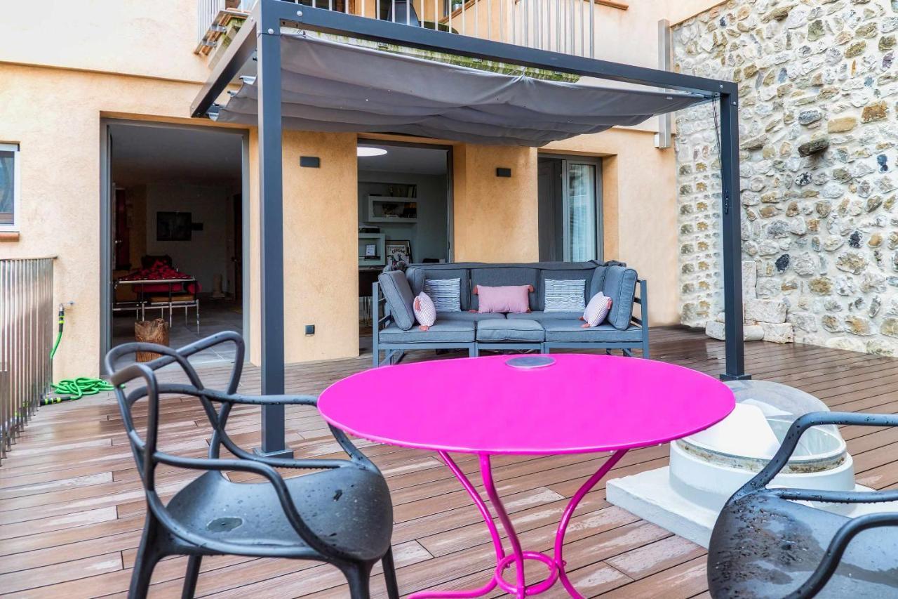 Keldomenech Bed&Art Luxury Apartment For Art Lover Besalu Luaran gambar